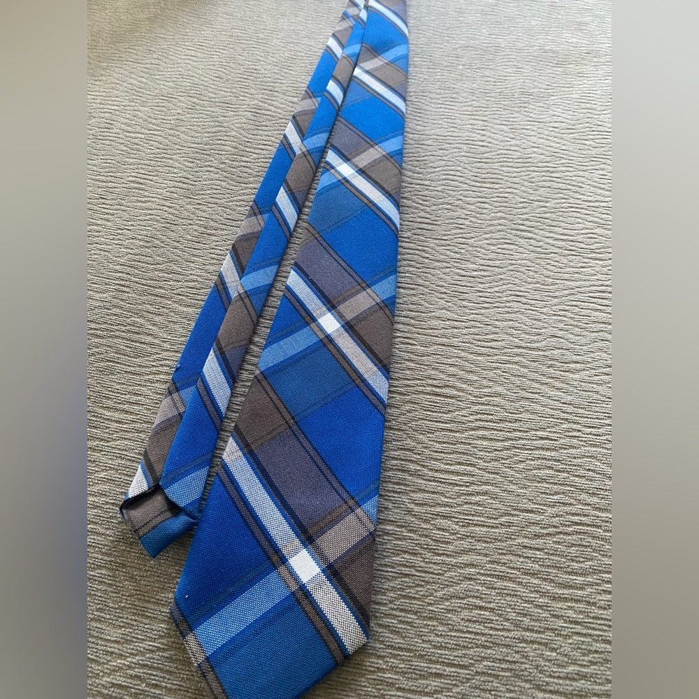 AFI Blue, Brown, and White Plaided Tie